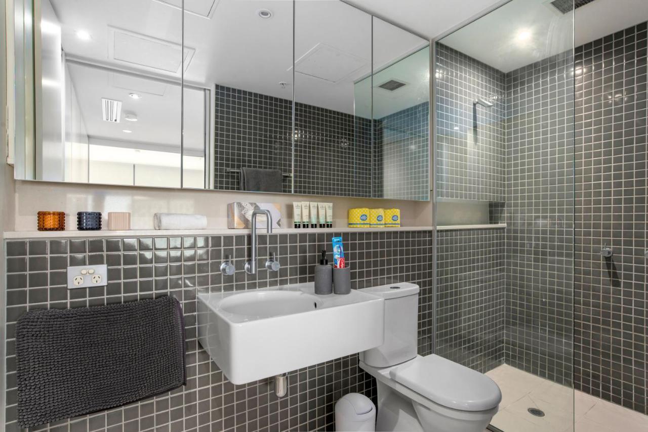 Sophisticated Designer Condo W River & City Views Ville de Ville de Melbourne Extérieur photo
